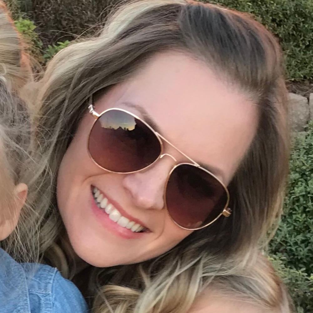 Meet your Posher, Leigh anne